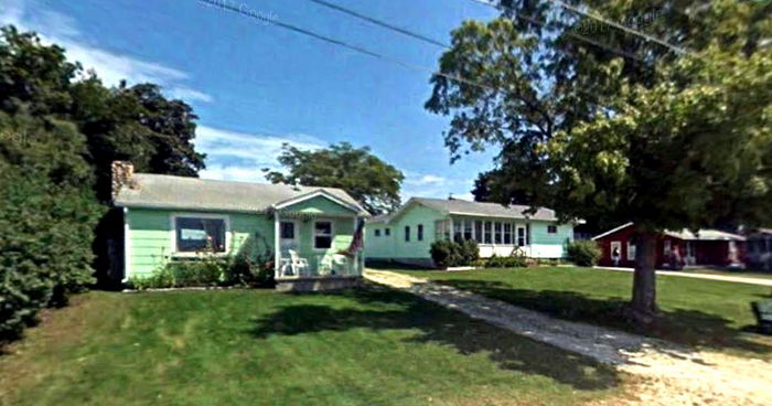 Lakeview Motel & Cottages (Wilsons Motel and Cottages) - Web Listing (newer photo)